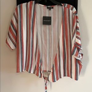 NEW! Cute Multi Color Wrap Top!